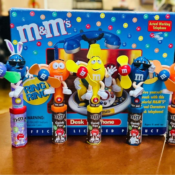 M&M'S Candy Fan Collection - Blue Yellow Orange Red